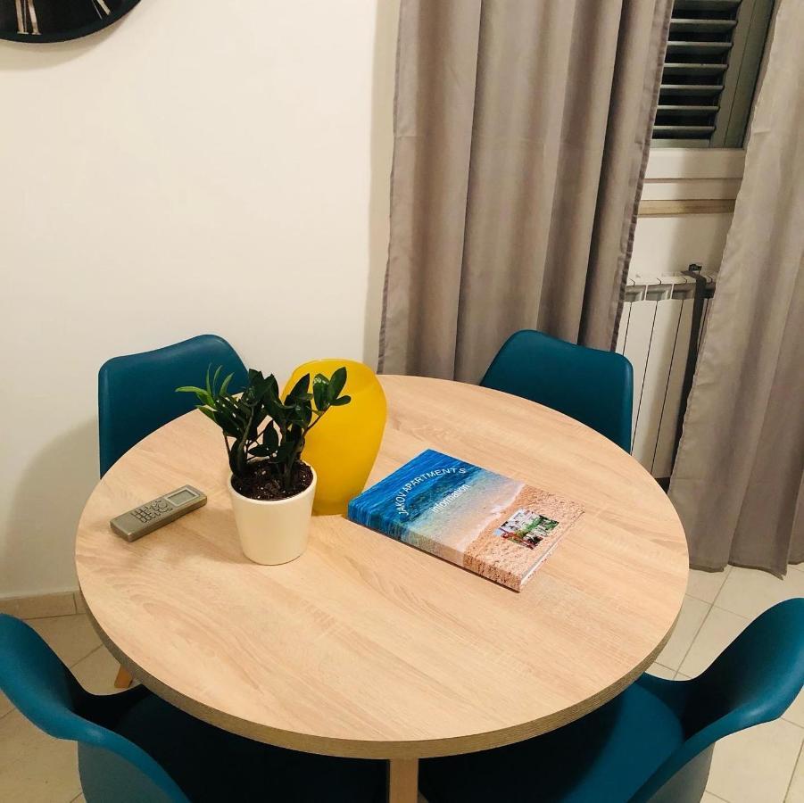 Apartment Jakov *
