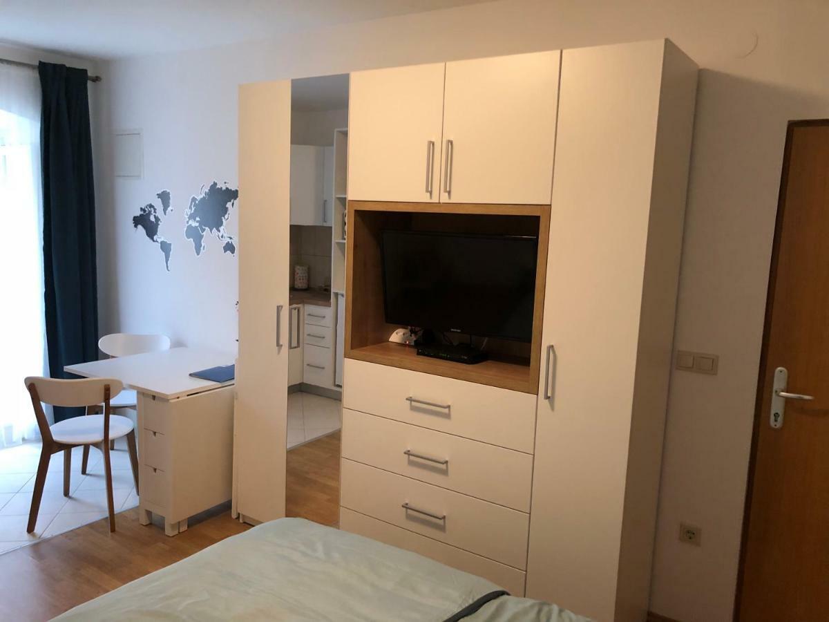 Jakov Apartment *